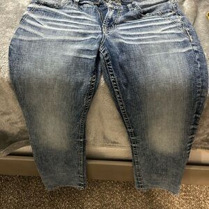 Buckle Distressed Blue Jeans